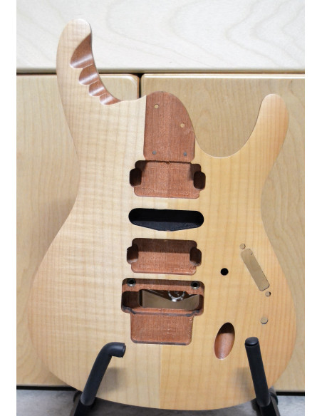 Ibanez EGEN8-Ncuerpo (B-Stock)