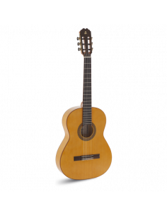 ADMIRA TRIANA GUITARRA FLAMENCA